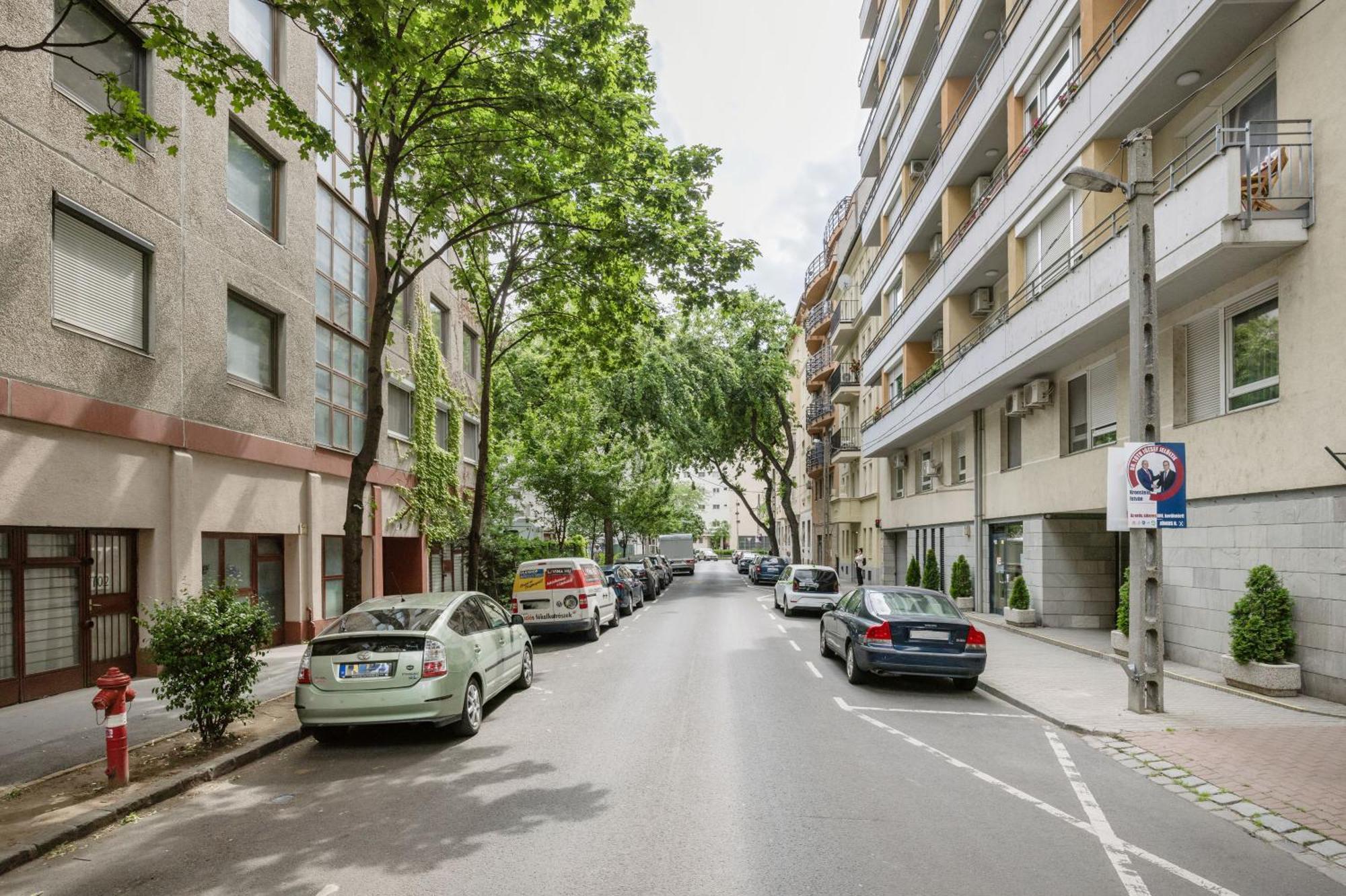 Modern Two-Bedroom Apartment With Free Parking Βουδαπέστη Εξωτερικό φωτογραφία
